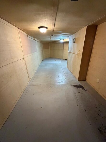 More Photos Of 1000 Tinsman Ave, Trenton Freestanding For Sale