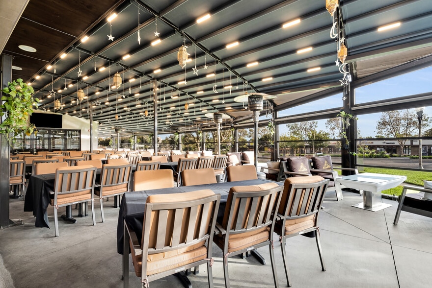 More Photos Of 345 W Foothill Blvd, Upland Restaurant For Sale