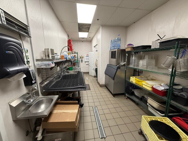 More Photos Of 447 Broadway, Westwood Restaurant For Sale