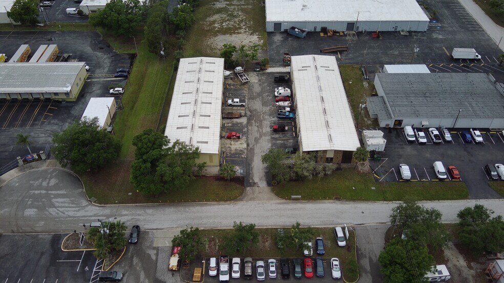 More Photos Of 10830 Canal St, Seminole Unknown For Lease