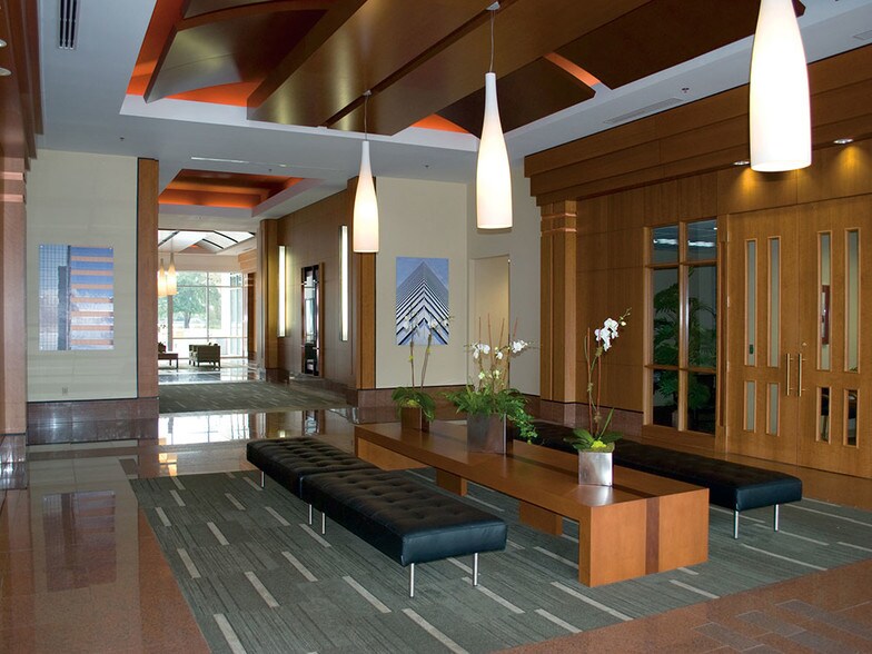 More Photos Of 5220 Belfort Rd, Jacksonville Unknown For Lease