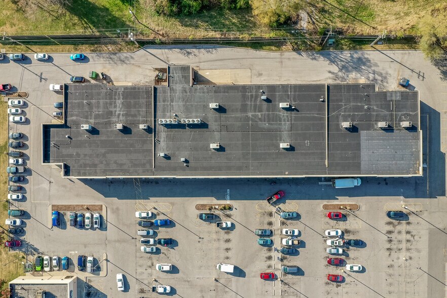 More Photos Of State St, East Saint Louis Unknown For Lease