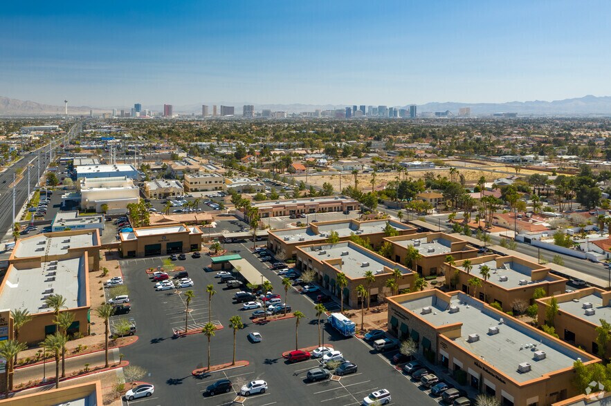 More Photos Of 7229 W Sahara Ave, Las Vegas Office For Lease