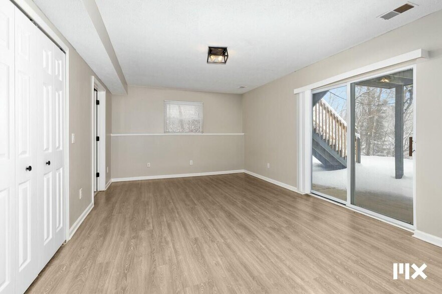 More Photos Of 2535 7th St, Shelbyville Apartments For Sale