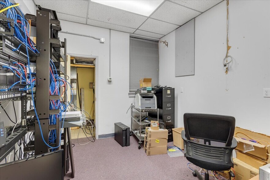 More Photos Of 1485 N Main St, Paris Land For Sale