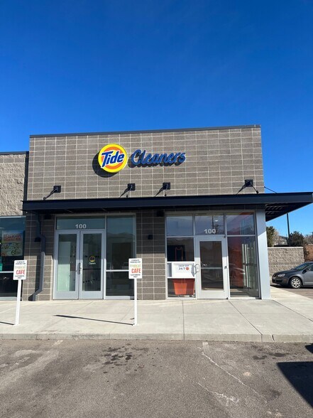 More Photos Of 7587 N Academy Blvd, Colorado Springs General Retail For Lease