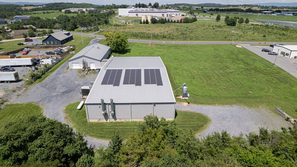More Photos Of 641 Acorn Dr, Harrisonburg Manufacturing For Sale