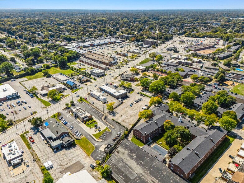 More Photos Of 21330 Center Ridge Rd, Rocky River Fast Food For Sale