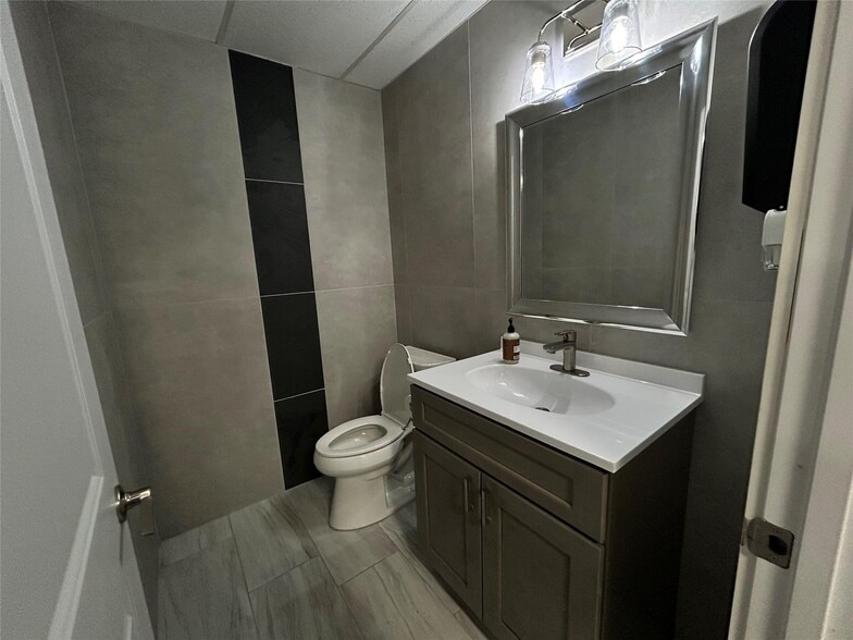 More Photos Of 159 S Graham St, Stephenville Office Residential For Lease