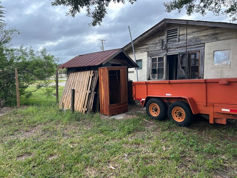 More Photos Of 2844 Lake Alfred Rd, Winter Haven Industrial For Sale