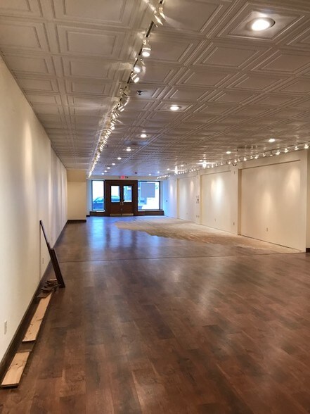 More Photos Of 625 1/2 Main St, Rapid City Office For Lease