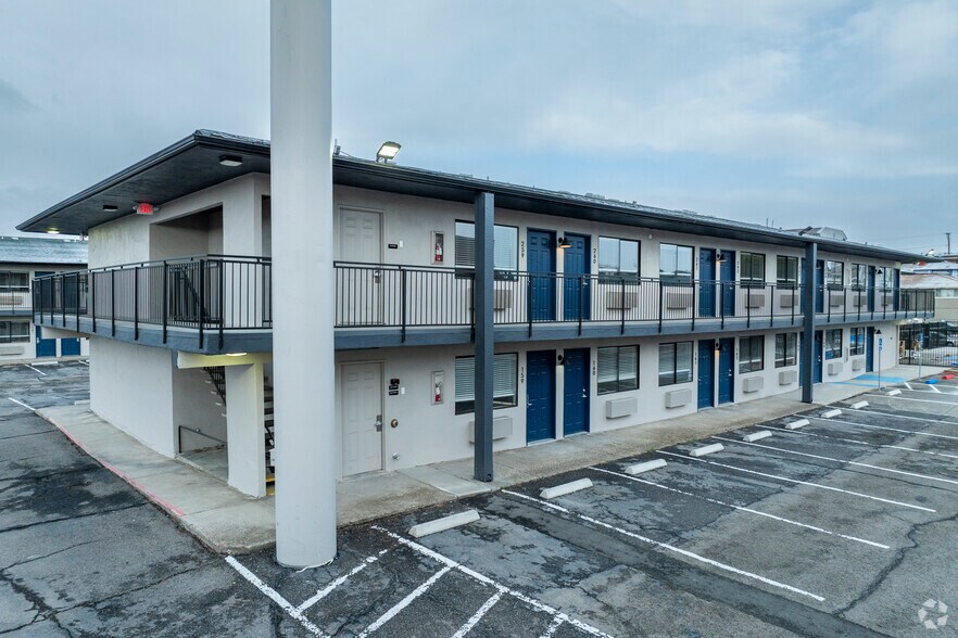 More Photos Of 1400 Stardust St, Reno Apartments For Sale