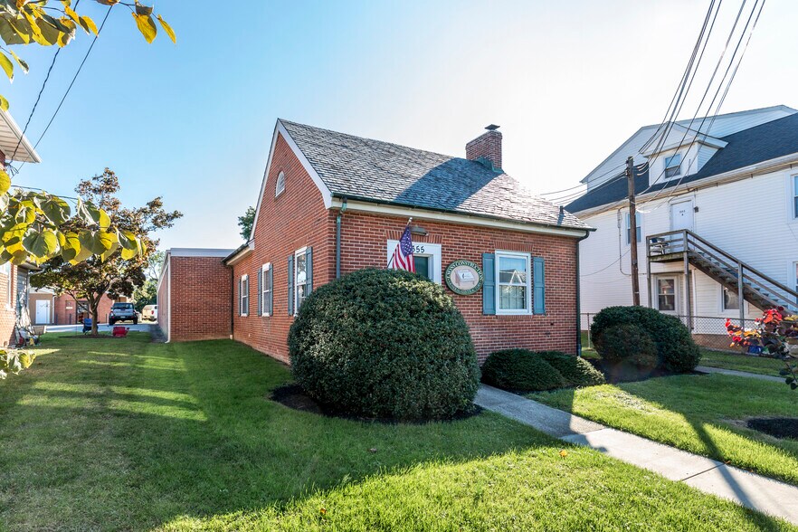 More Photos Of 1355 N Main St, Hampstead Office For Sale