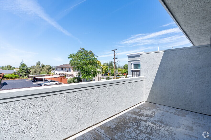 More Photos Of 3819 East Ave, Livermore Apartments For Sale