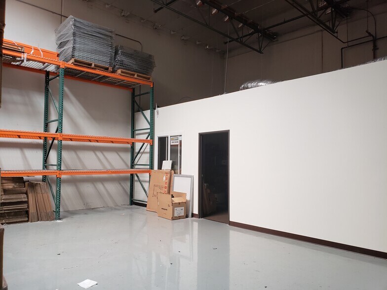 More Photos Of 3917 Schaefer Ave, Chino Warehouse For Lease
