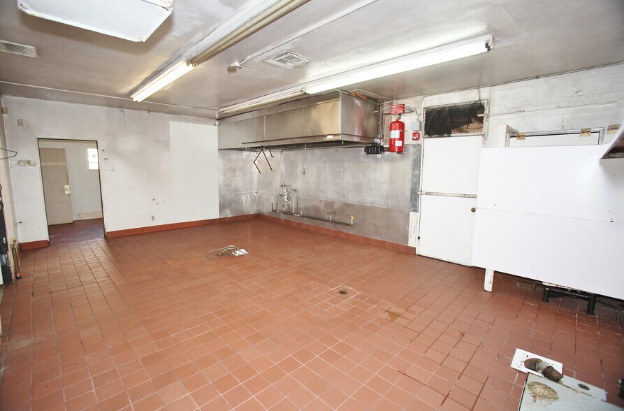 More Photos Of 821 Sycamore Ave, Hayward Restaurant For Lease