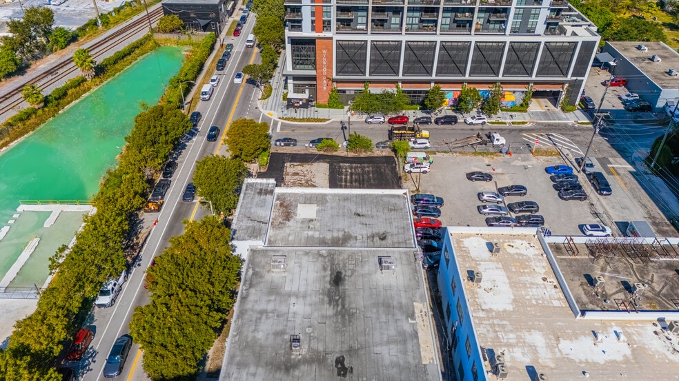 More Photos Of 1731 N Miami Ave, Miami General Retail For Lease