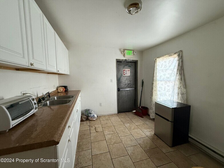 More Photos Of 1212-1214 Mulberry St, Scranton Freestanding For Sale