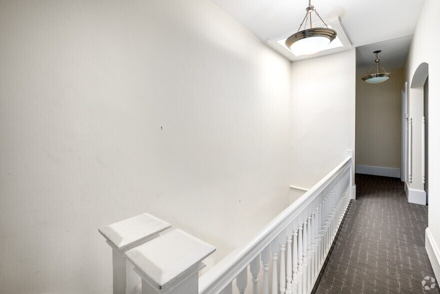 More Photos Of 1230 17th St NW, Washington Office Residential For Sale