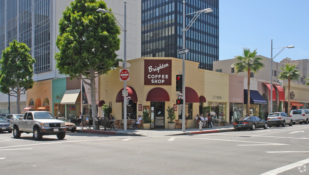 More Photos Of 363-371 N Camden Dr, Beverly Hills Storefront Retail Office For Lease