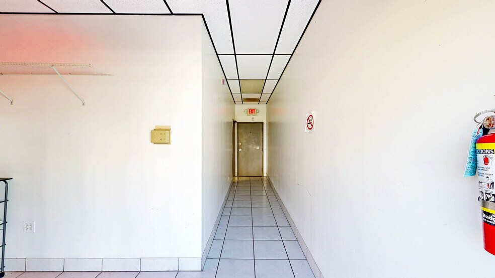 More Photos Of 27330 S Dixie Hwy, Homestead Storefront Retail Office For Sale
