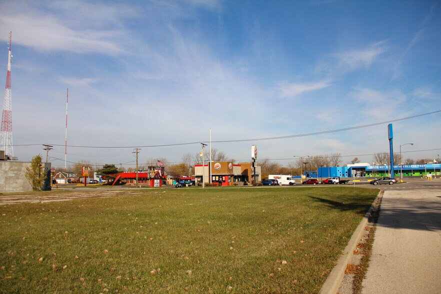 More Photos Of 3109 Belvidere Rd, Waukegan Land For Lease