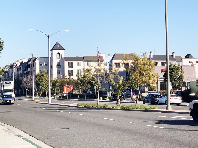 More Photos Of 22001-22005 Avalon Blvd, Carson Unknown For Lease