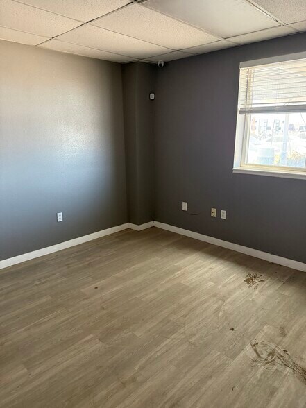 More Photos Of 1210 2nd Street st, El Centro Service For Lease