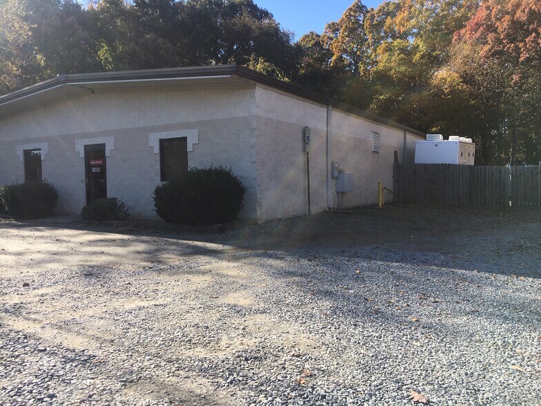 More Photos Of 1405 Shannon Bradley Rd, Gastonia Warehouse For Lease
