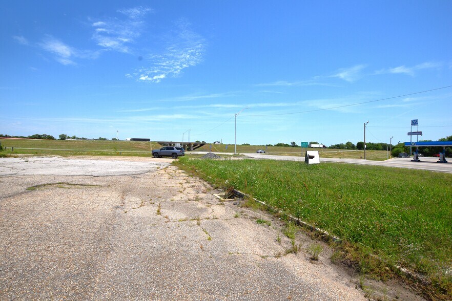More Photos Of 1400 S Main St, Muldrow Land For Sale