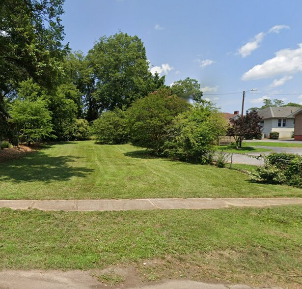 More Photos Of 111 Mission St, Greenville Land For Sale