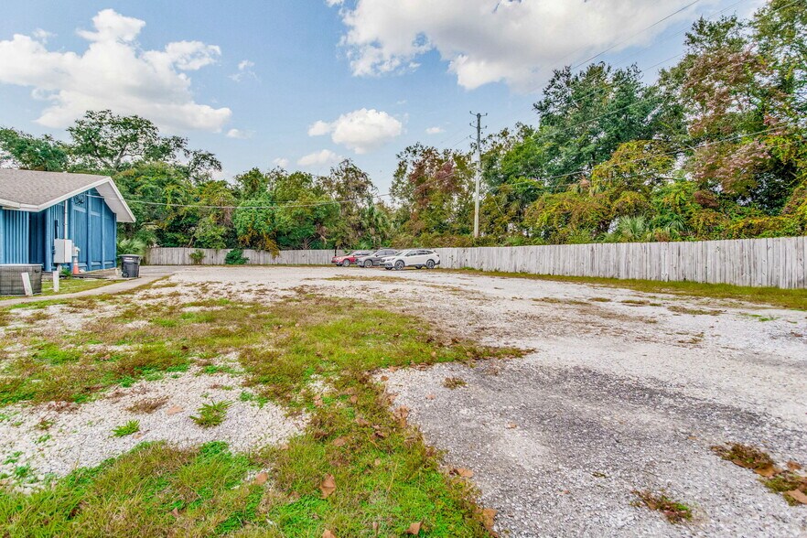 More Photos Of 725 S J St, Pensacola Office Residential For Sale