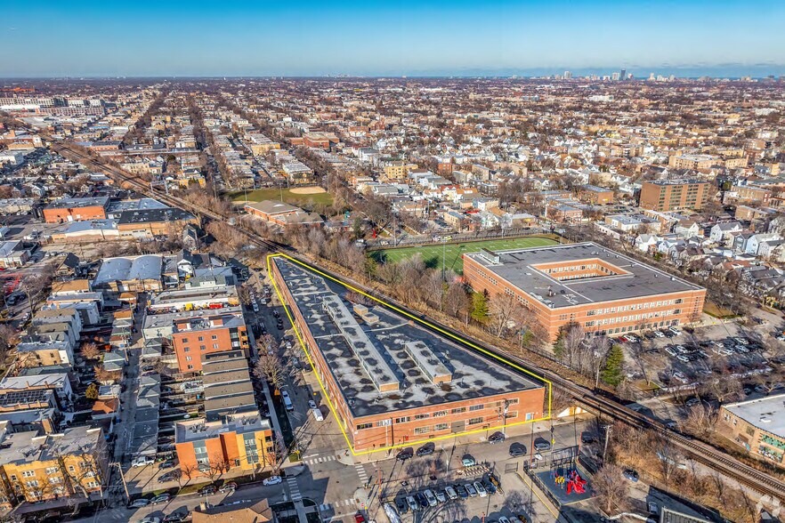 More Photos Of 3850 W Cortland St, Chicago Manufacturing For Sale