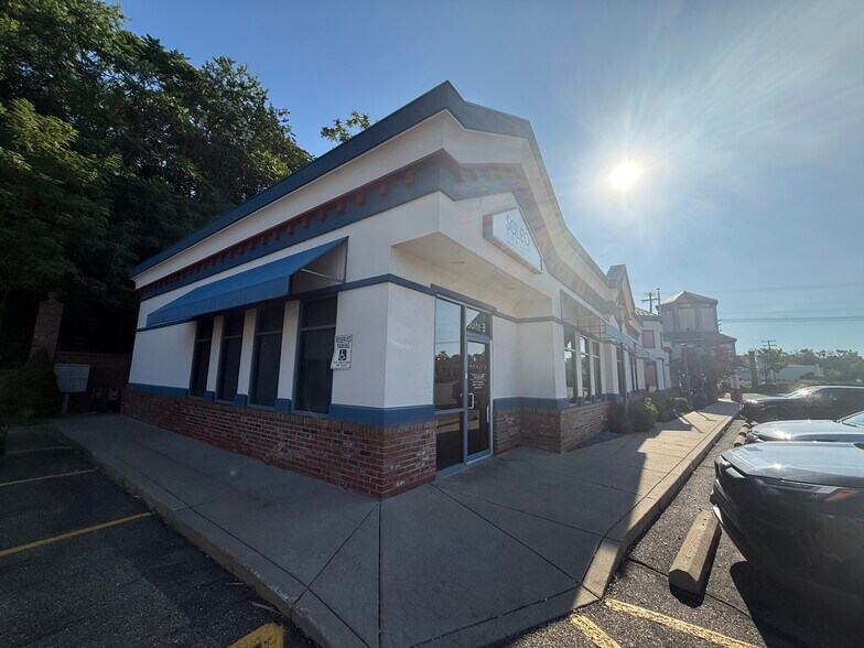 More Photos Of 204 Three Springs Dr, Weirton Office For Lease