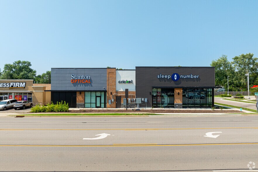 More Photos Of 1980 N National Rd, Columbus Storefront Retail Office For Sale