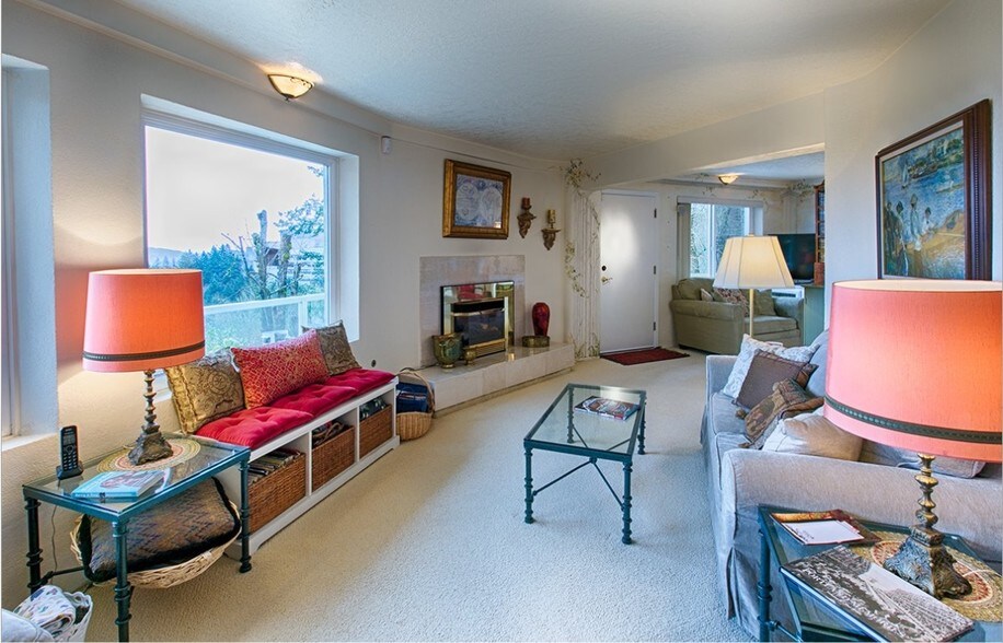 More Photos Of 3020-3024 SW 12th Ave, Portland Apartments For Sale