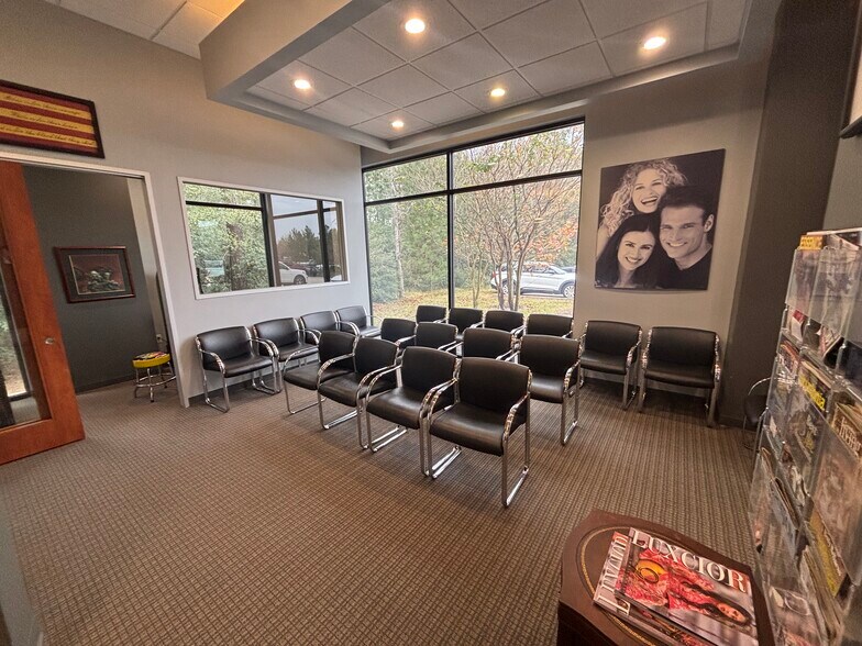 More Photos Of 10845 Kuykendahl Rd, The Woodlands Medical For Lease