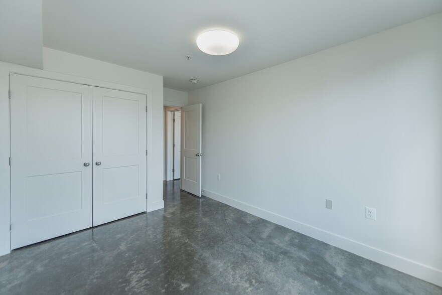 More Photos Of 1515 Rhode Island Ave NE, Washington Apartments For Sale