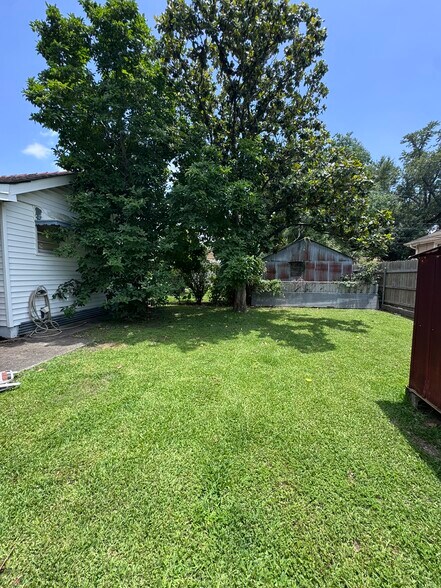 More Photos Of 304 Clearview Pky, Metairie Medical For Sale