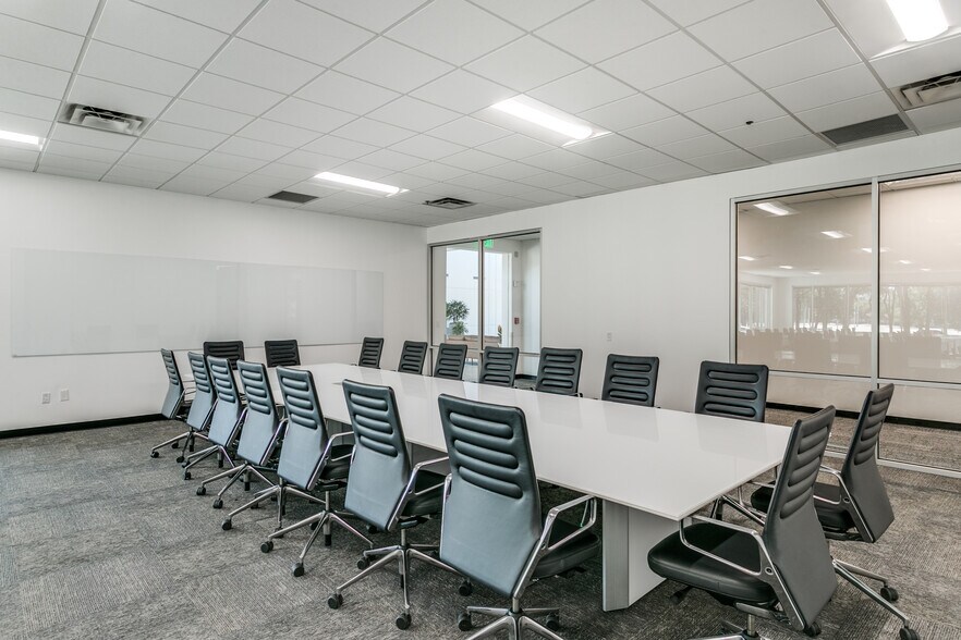More Photos Of 4200 Regent Blvd, Irving Office For Lease