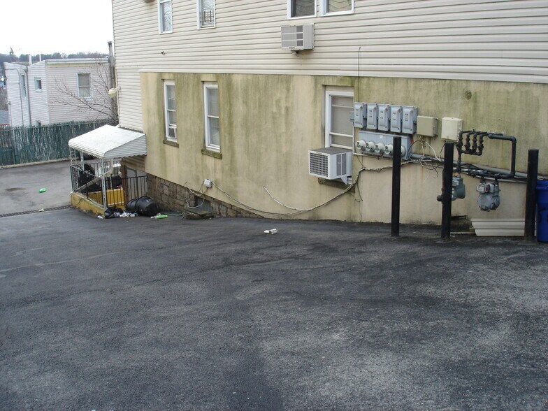 More Photos Of 156 Voss Ave, Yonkers Multifamily For Sale
