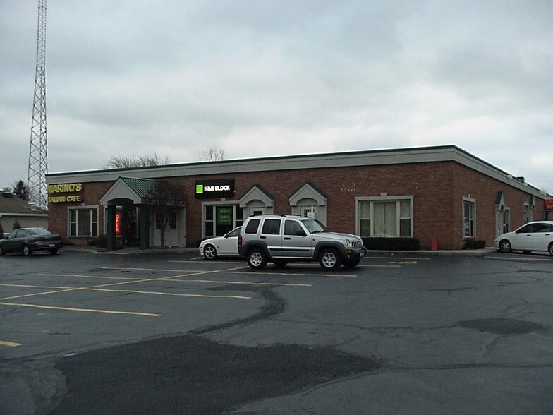 More Photos Of 5423 Mahoning Ave, Youngstown Office For Lease