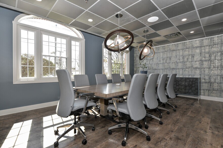 More Photos Of 2 Forest Ave, Oradell Medical For Sale