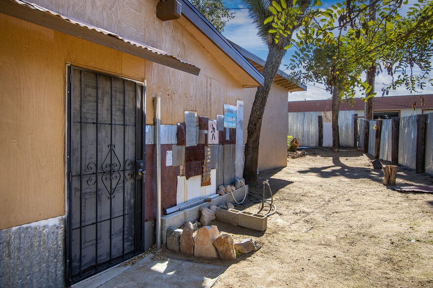 More Photos Of 55267 29 Palms Hwy, Yucca Valley Office Residential For Sale