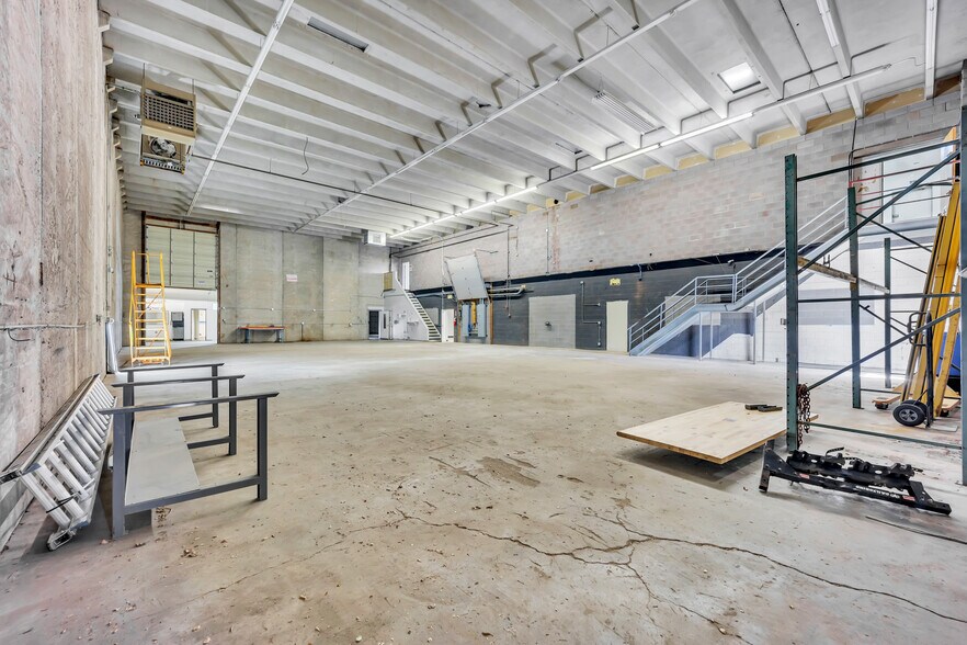 More Photos Of 3512 N Tejon St, Colorado Springs Manufacturing For Sale