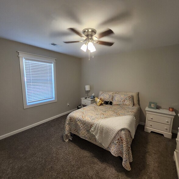 More Photos Of 315 E Clark St, Pinewood Apartments For Sale