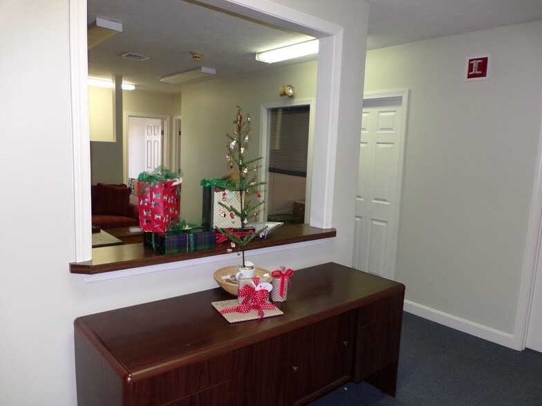 More Photos Of 401 Gilford Ave, Gilford Medical For Sale
