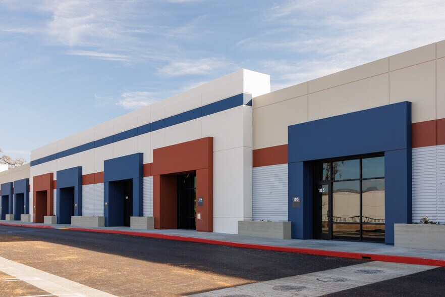 More Photos Of 4180 Guardian St, Simi Valley Warehouse For Lease