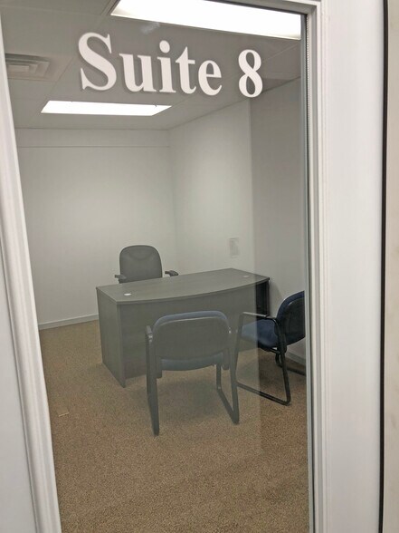 More Photos Of 556 Main St, Stroudsburg Office Residential For Lease
