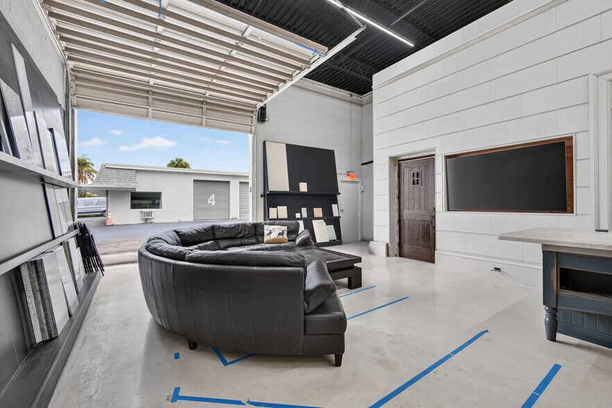 More Photos Of 1334 S Killian Dr, Lake Park Warehouse For Sale